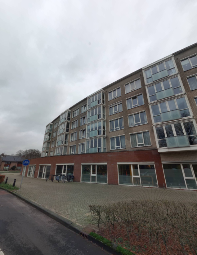 R.W.H. Hofstede Crullstraat 10, 7622 DR Borne, Nederland