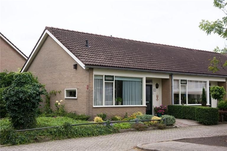 M.A. de Ruijterstraat 63