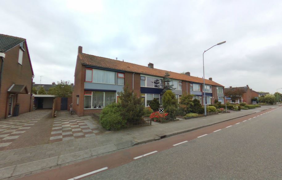 Admiraal de Ruyterstraat 85