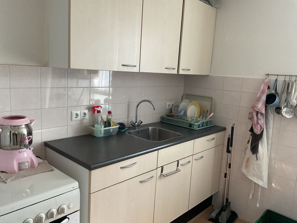 E. du Perronstraat 2