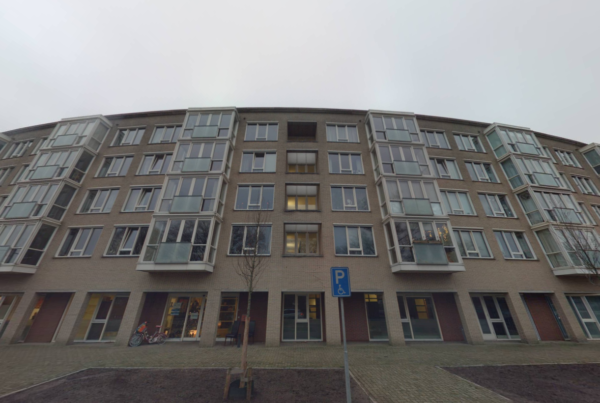 R.W.H. Hofstede Crullstraat 5, 7622 DR Borne, Nederland
