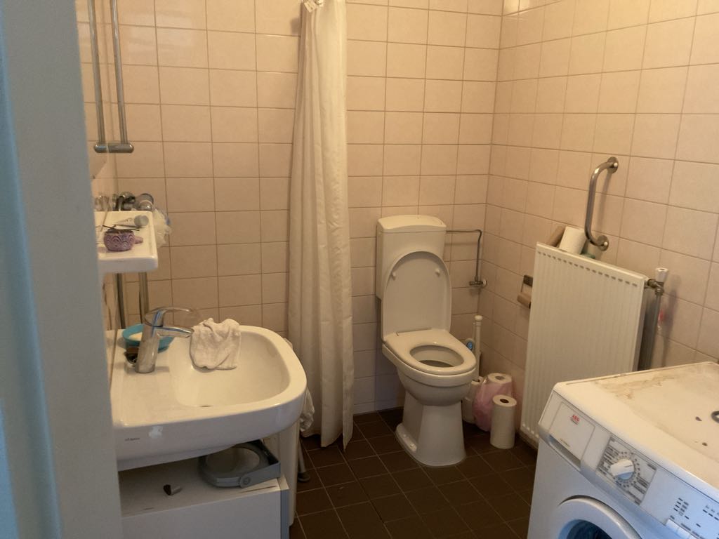 E. du Perronstraat 6