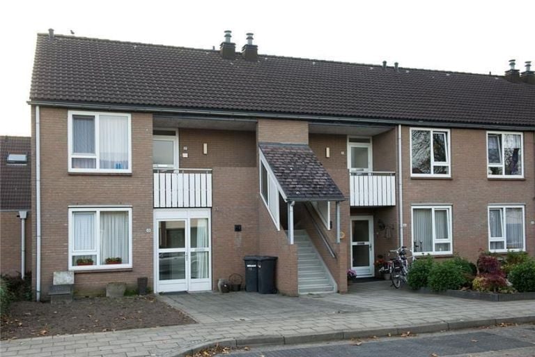 Prins Bernhardstraat 23