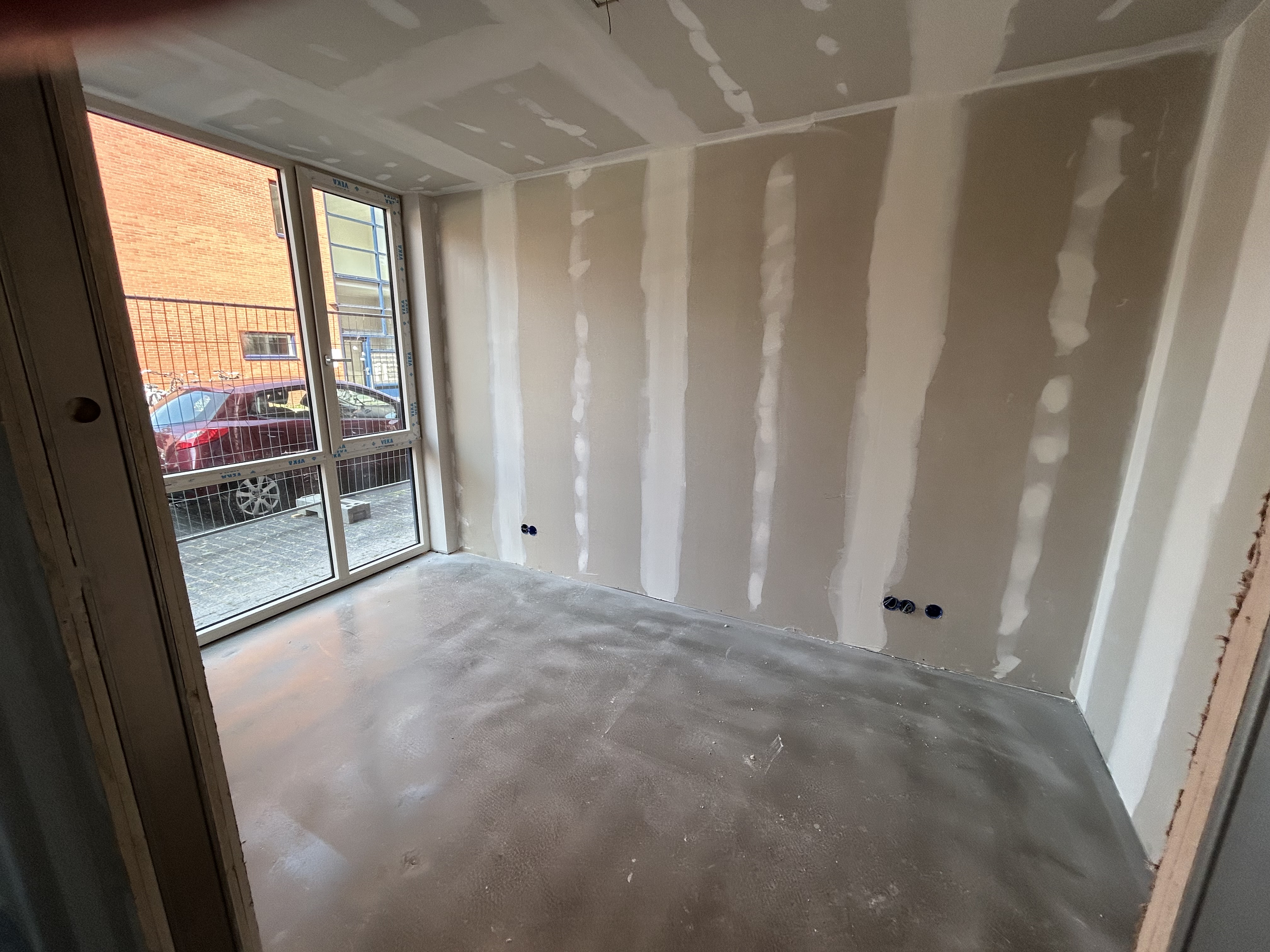 Canadian Grenadier 12