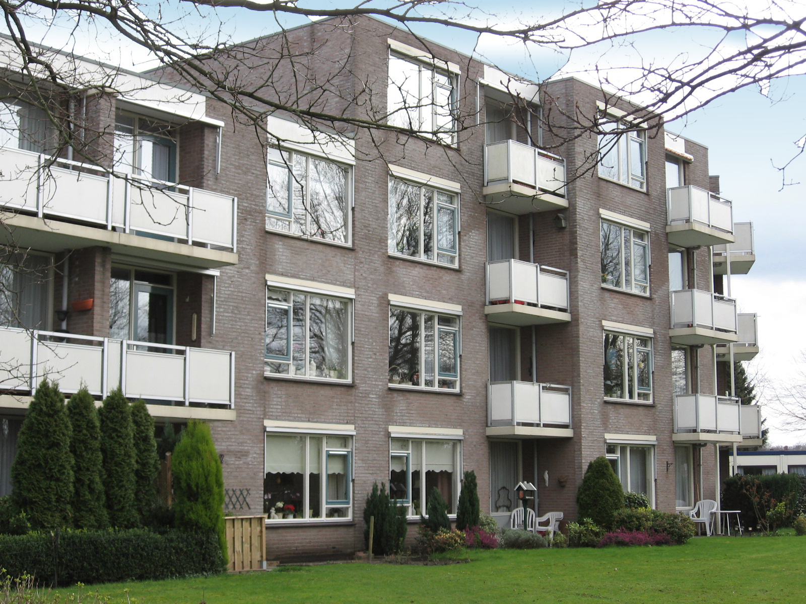 Rustweg 64, 7608 RM Almelo, Nederland