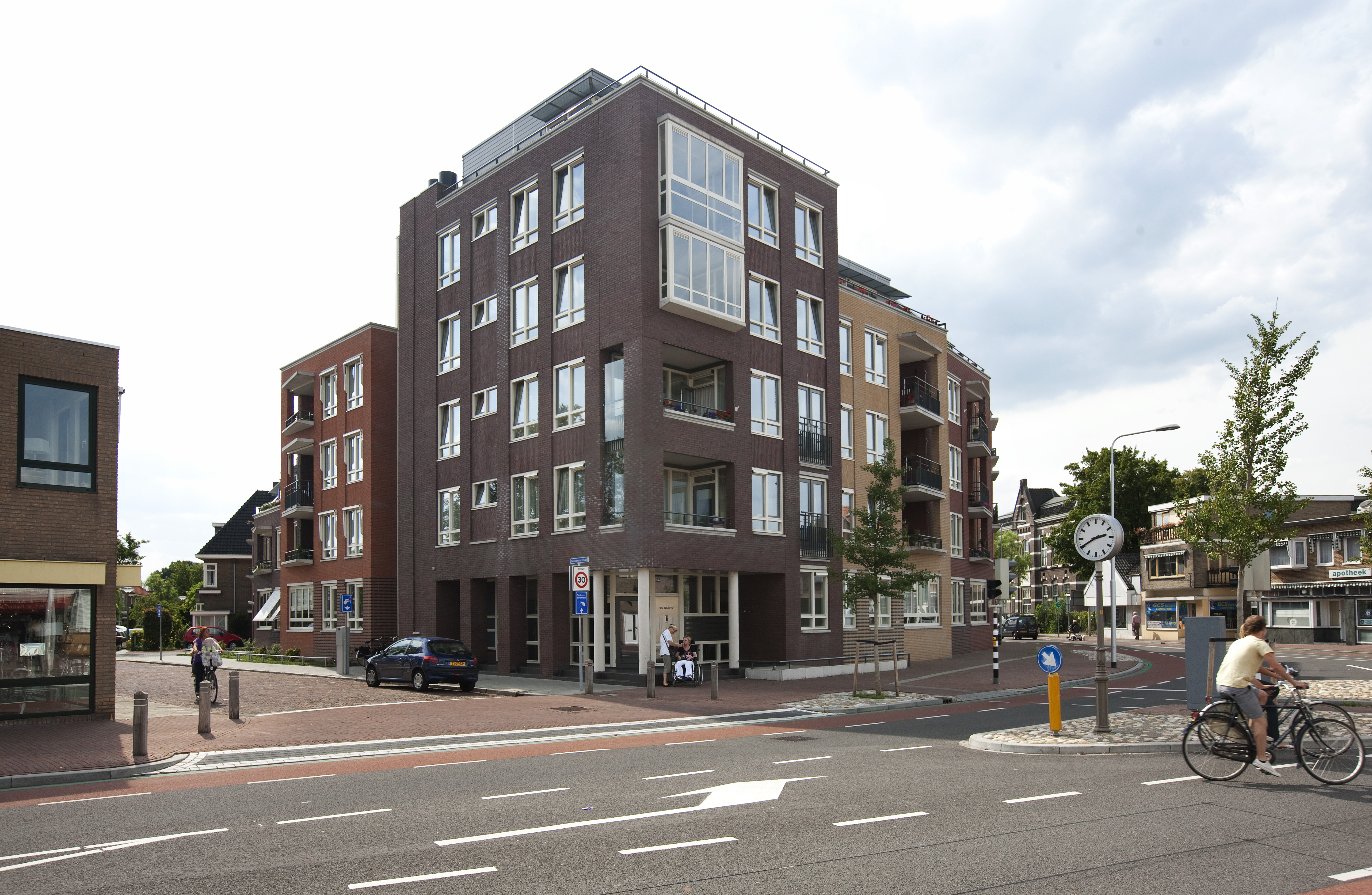 Bornsestraat 1-29, 7607 KJ Almelo, Nederland