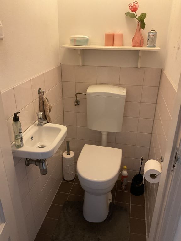 Pastoor van Rossumstraat 8