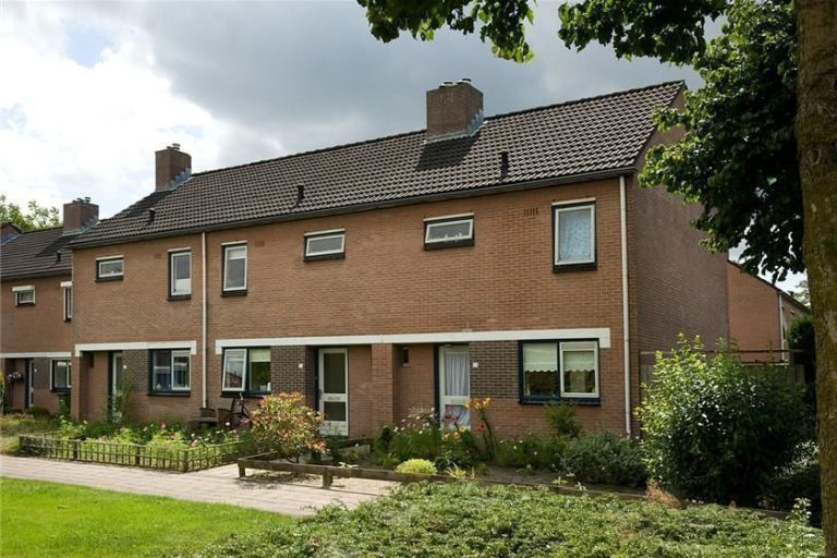 Veldkamp 28