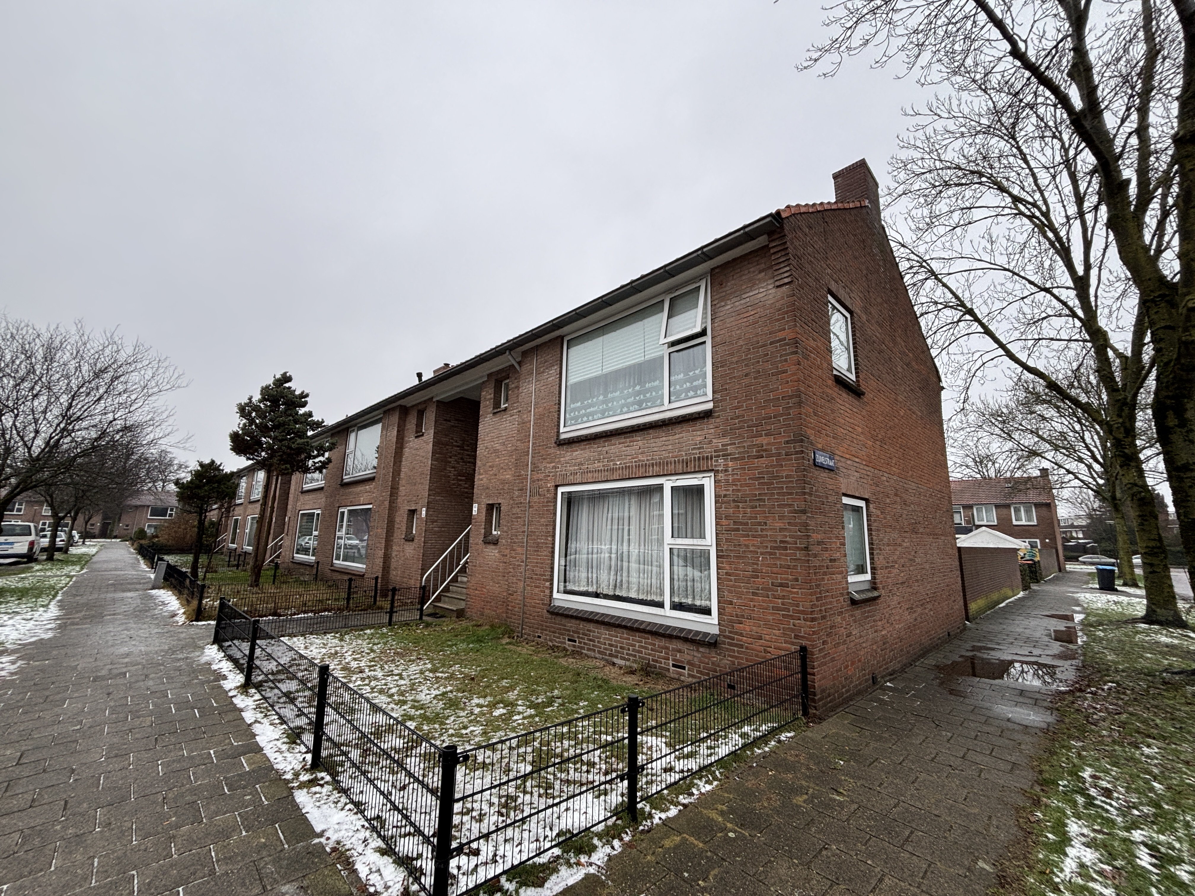 J.H.W. Robersstraat 82, 7545 HD Enschede, Nederland