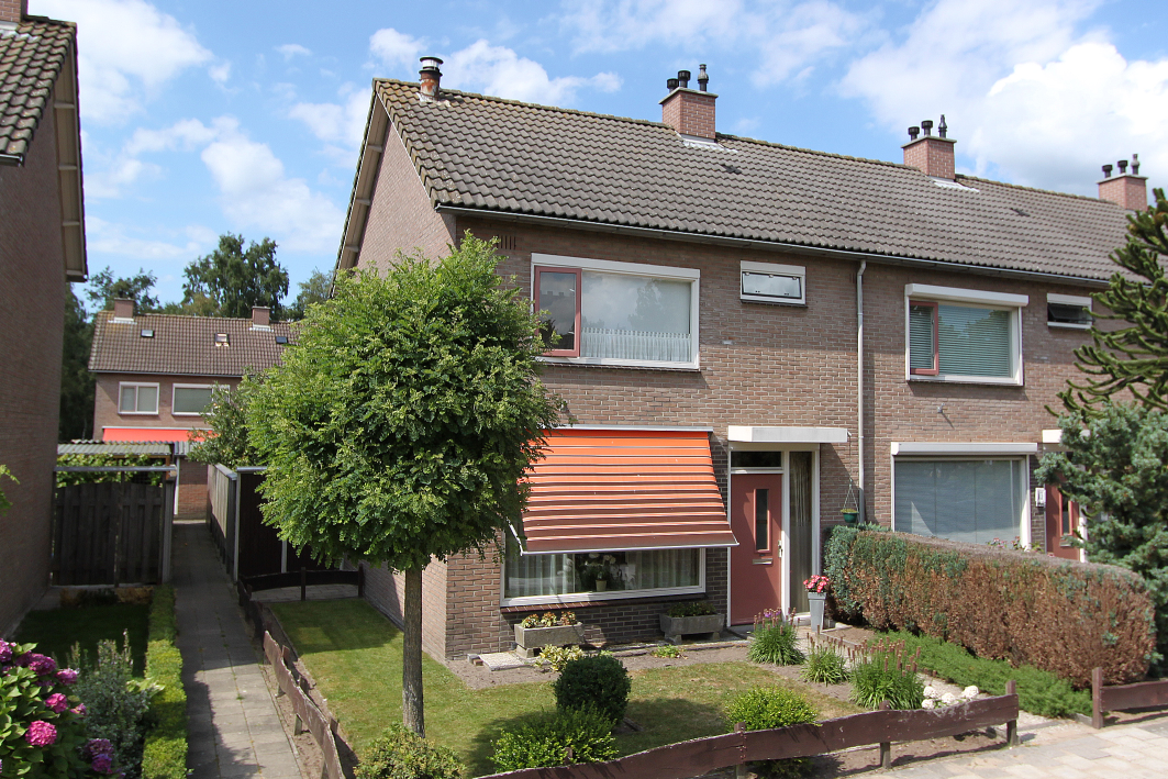 Van Alphenstraat 27, 7576 AD Oldenzaal, Nederland