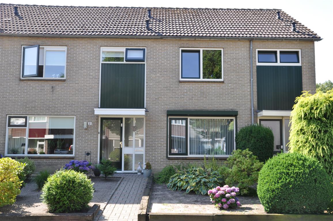 Van Dieststraat 12, 7651 BJ Tubbergen, Nederland