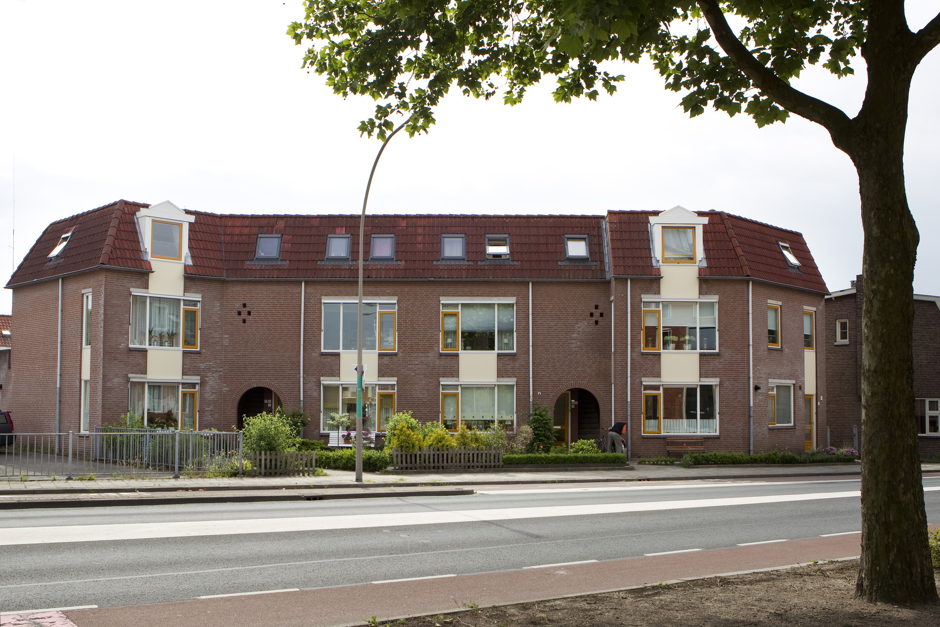 Brugstraat 95, 7607 XH Almelo, Nederland