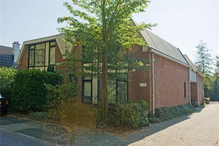 Oostburgweg 38, 7533 BC Enschede, Nederland