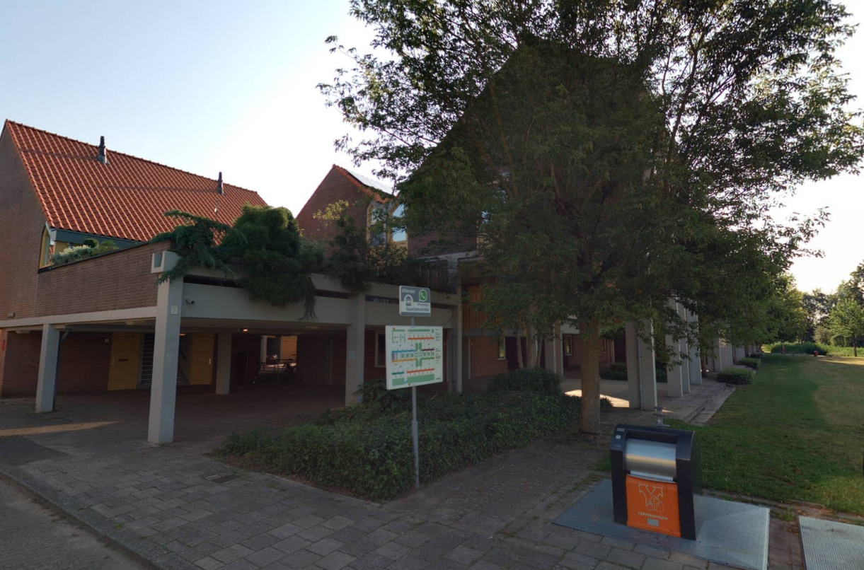 Voorhof 57