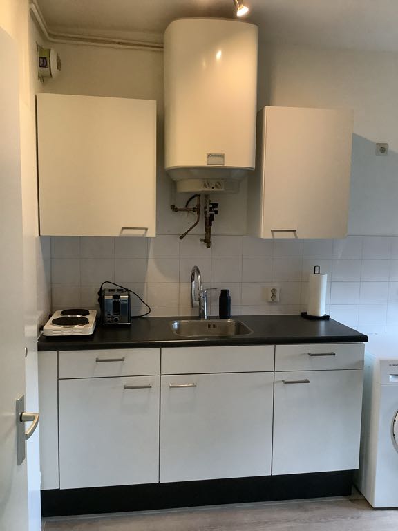 F. Zernikestraat 28