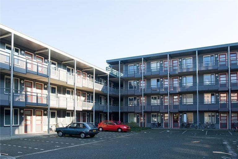 Studio for rent: Dr. Benthemstraat 10-14, Lasonder, Zeggelt Enschede