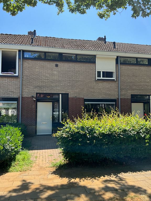 Terraced house for rent: Aaldersbeeklaan 8, Dinxperlo Noord Dinxperlo