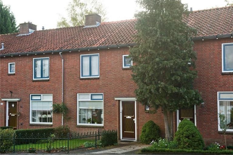 Schipholtstraat 105, 7534 CT Enschede, Nederland