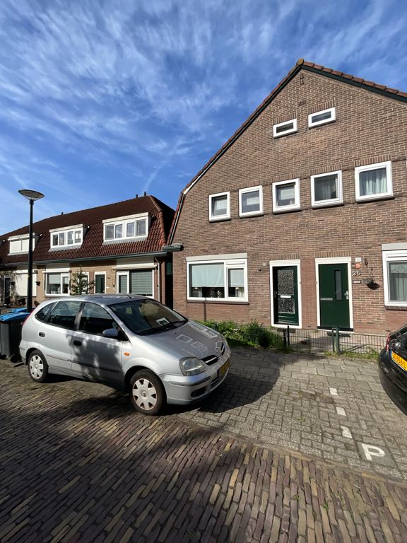 Twee-onder-één-kap te huur: Estrikstraat 23, Schreurserve Enschede