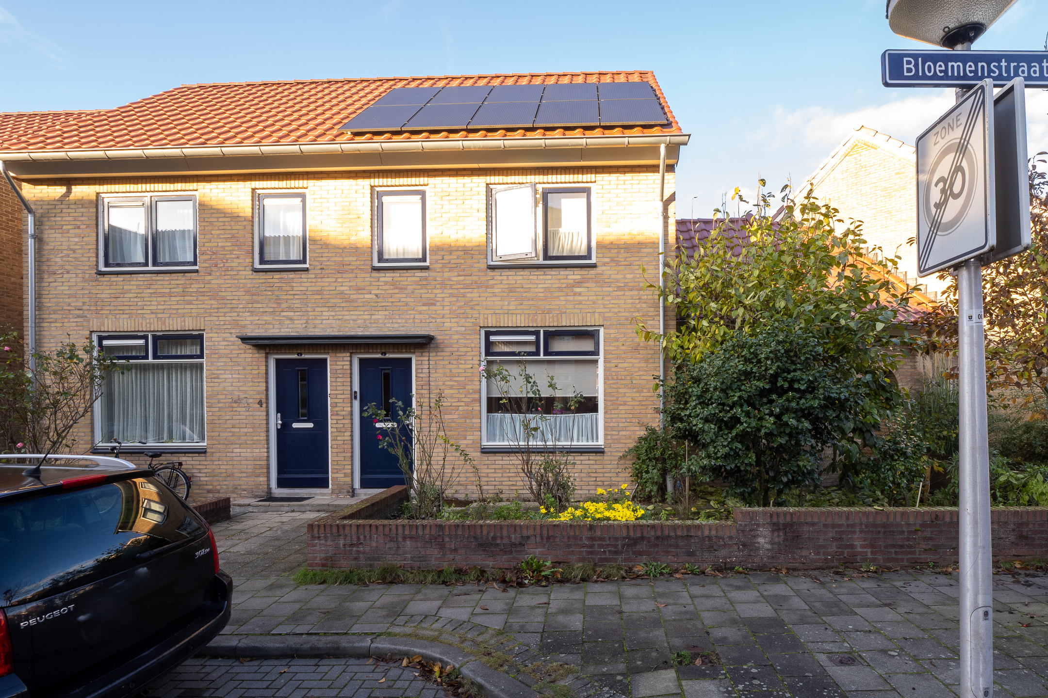 Twee-onder-één-kap te huur: Bloemenstraat 2, Glinde-Hooiland Oldenzaal