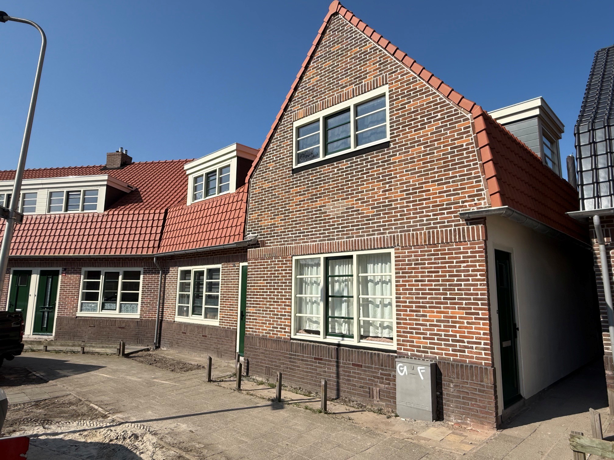 Hoekwoning te huur: Borneostraat 37, Getfert Enschede