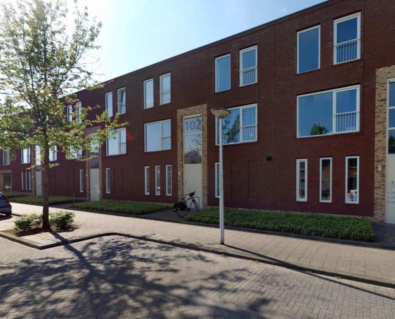 Kamperfoeliestraat 98, 7552 SM Hengelo, Nederland